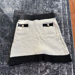 MARBLE Black and Cream Mini Skirt